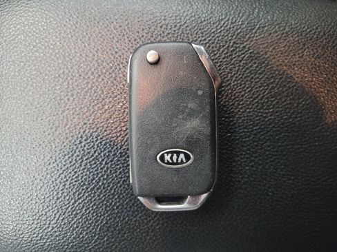 Used 2020 Kia Forte Sedan FWD image 32