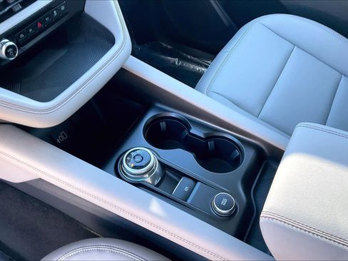 New 2026 Ford Explorer Active w/ Active Comfort Package image 7