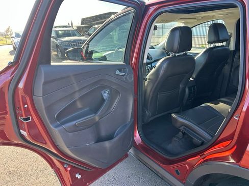 Used 2014 Ford Escape Titanium w/ Equipment Group 401A FWD image 32