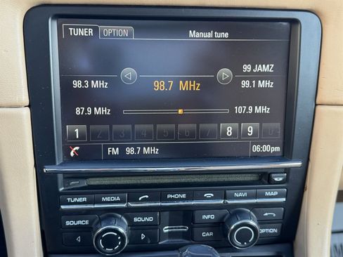 Used 2013 Porsche Boxster S image 16