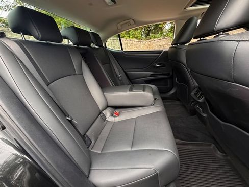 Certified 2024 Lexus ES 350 w/ Premium Package FWD image 38