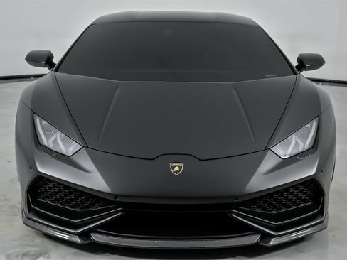Used 2015 Lamborghini Huracan LP 610-4 image 5