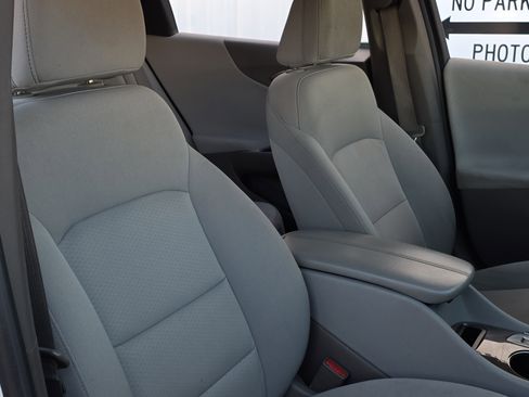 Used 2022 Chevrolet Malibu LT image 30