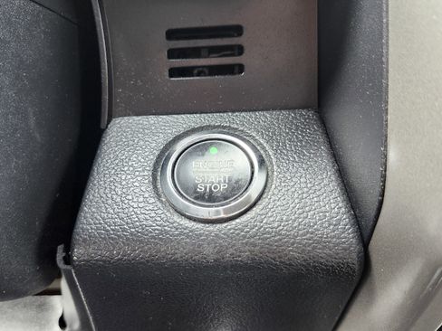 Used 2016 Ford F150 Lariat image 11