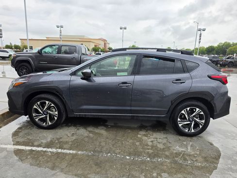 Used 2025 Subaru Crosstrek 2.0i Premium AWD/4WD image 3