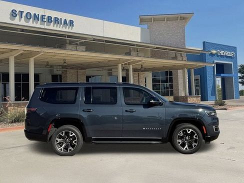 Used 2023 Jeep Wagoneer Series III w/ Convenience Group I image 4