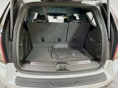 Used 2023 Chevrolet Tahoe RST w/ RST Performance Edition AWD/4WD image 29