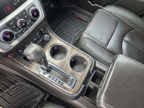 Used 2017 GMC Acadia Limited SLT image 33