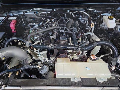 Certified 2024 Toyota Tacoma SR5 AWD/4WD image 21