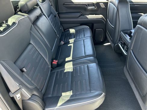 Used 2025 GMC Sierra 1500 AT4X AWD/4WD image 27