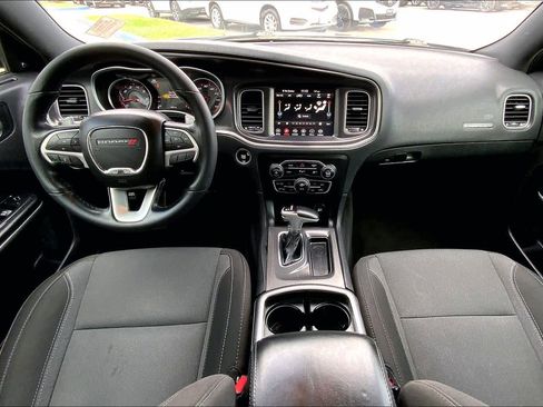 Used 2018 Dodge Charger R/T image 14
