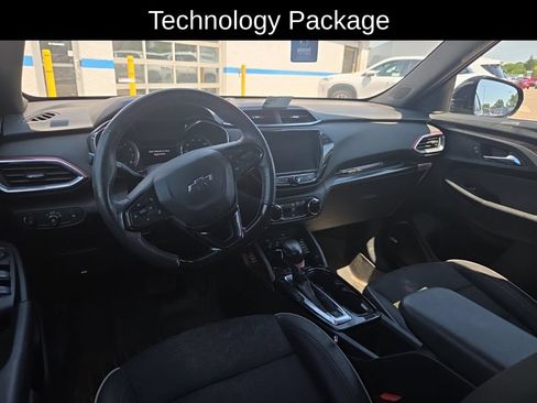 Used 2022 Chevrolet TrailBlazer RS w/ Technology Package AWD/4WD image 13
