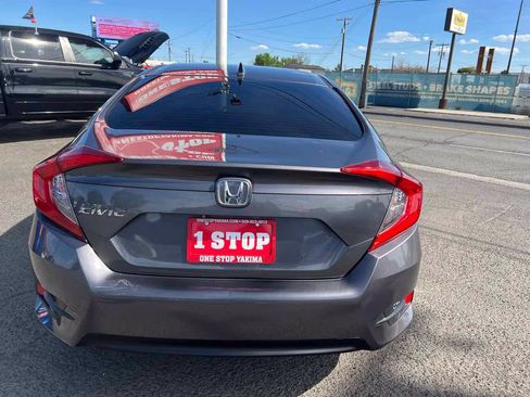 Used 2017 Honda Civic EX image 6
