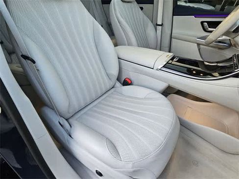 Certified 2023 Mercedes-Benz EQE 500 4MATIC SUV image 16