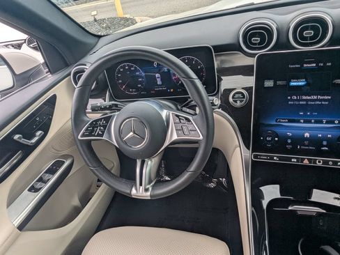 Certified 2025 Mercedes-Benz GLC 300 4MATIC image 3