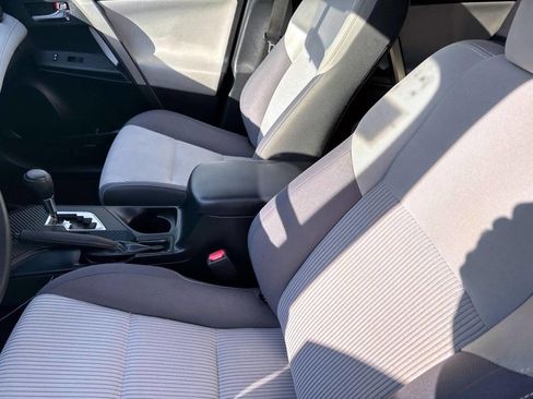Used 2015 Toyota RAV4 XLE image 15