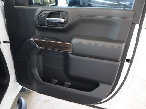 Used 2019 Chevrolet Silverado 1500 LT w/ All-Star Edition AWD/4WD image 48