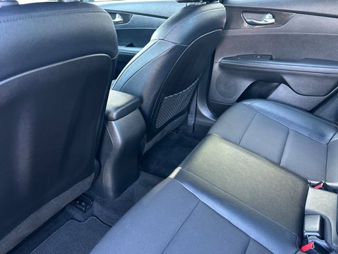 Used 2023 Kia Forte GT-Line image 9