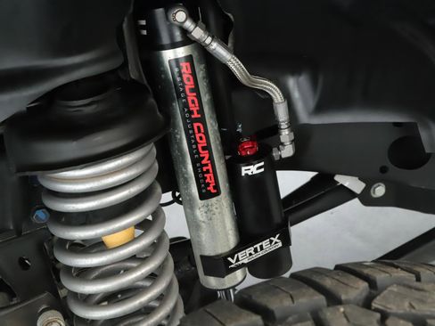 Used 2022 Jeep Gladiator Overland image 20