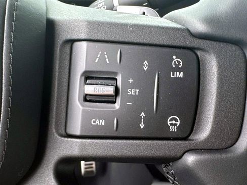 New 2025 Land Rover Defender 110 V8 image 25