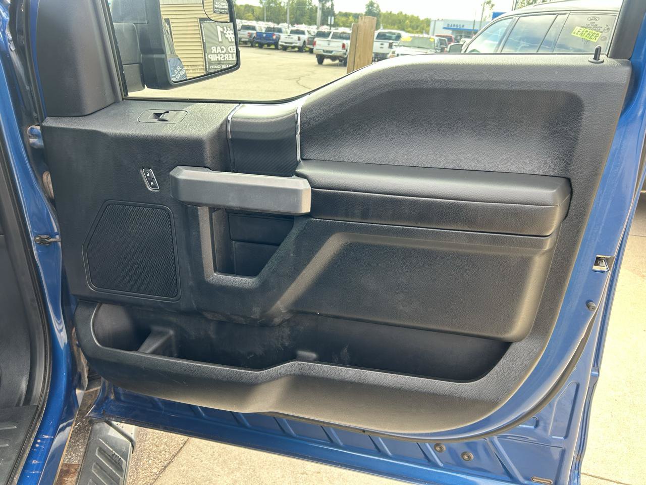 Used 2018 Ford F150 XLT w/ Equipment Group 302A Luxury AWD/4WD image 18