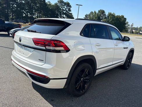 Used 2023 Volkswagen Atlas Cross Sport SEL R-Line AWD/4WD image 10