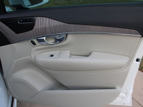 Used 2021 Volvo XC90 T8 Inscription w/ Advanced Package image 49