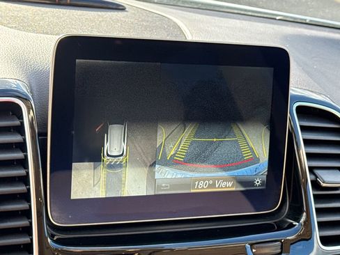 Used 2018 Mercedes-Benz GLE 350 w/ Premium 1 Package image 33