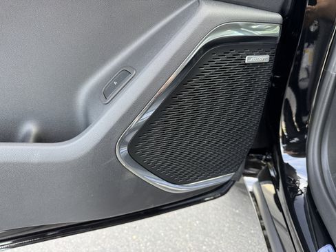 New 2026 Chevrolet Traverse High Country w/ LPO, Floor Liner Package AWD/4WD image 13