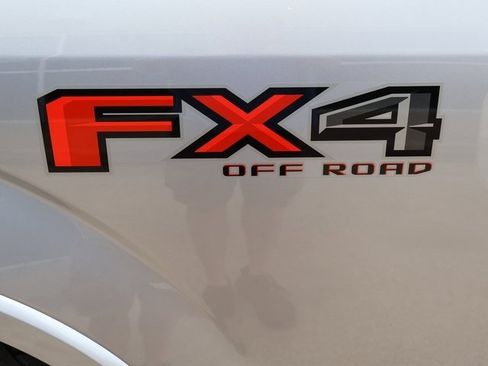 Certified 2020 Ford F150 Platinum w/ Equipment Group 701A Luxury image 33