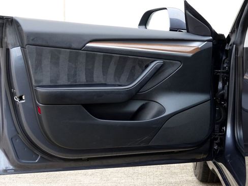 Used 2022 Tesla Model 3 Long Range image 36