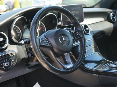 Used 2018 Mercedes-Benz C 300 4MATIC Sedan image 13