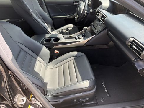 Used 2016 Lexus IS 200t w/ F Sport Package RWD image 23