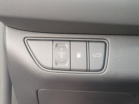 New 2026 Genesis G70 2.5T image 27