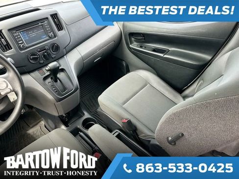 Used 2015 Nissan NV200 SV w/ Technology Package image 21