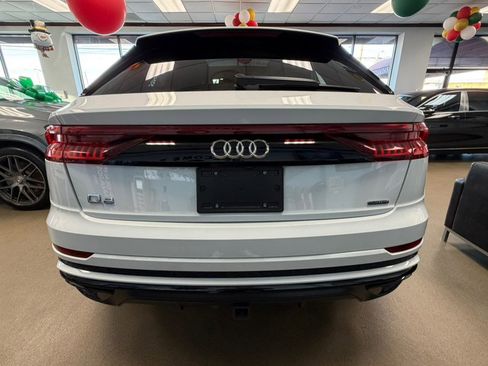 Used 2020 Audi Q8 Prestige w/ Prestige Package image 13