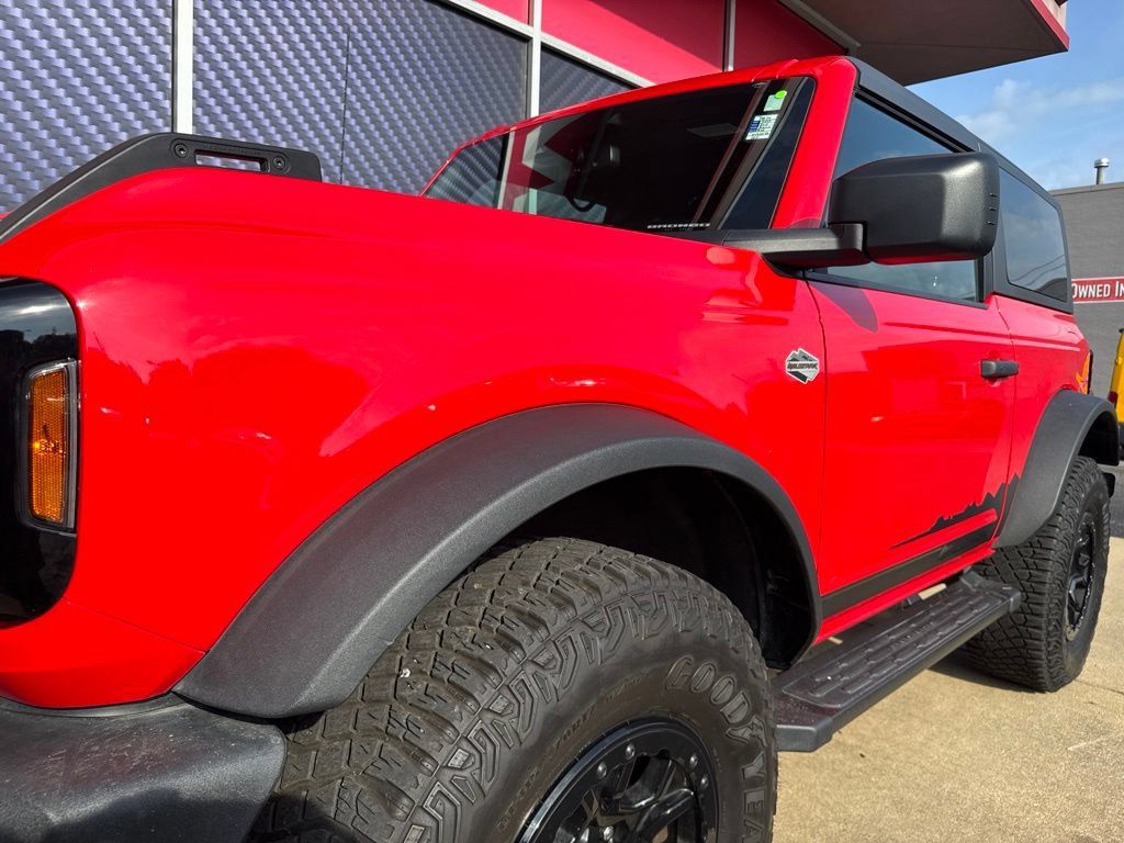 Used 2022 Ford Bronco Wildtrak AWD/4WD image 17
