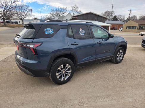 Used 2025 Chevrolet Equinox LT w/ Convenience Package II image 24