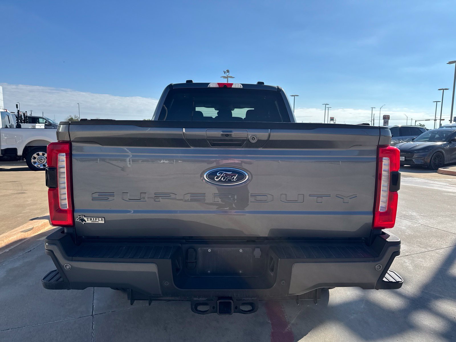 Used 2024 Ford F250 XLT w/ XLT Premium Package AWD/4WD image 4