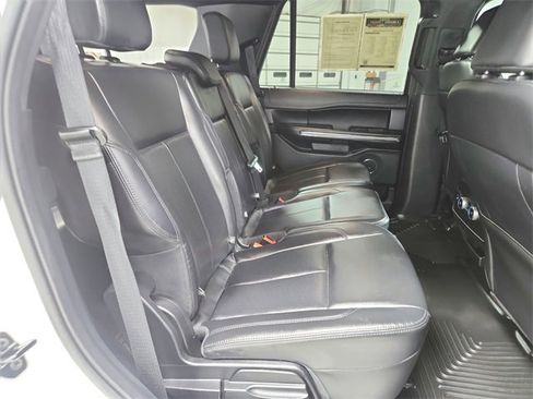 Used 2021 Ford Expedition XLT image 39