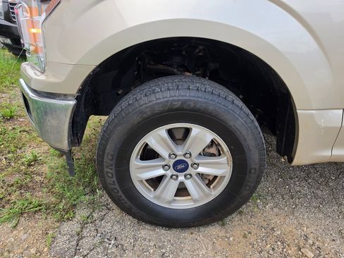 Used 2018 Ford F150 XLT AWD/4WD image 3