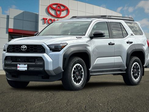 Certified 2025 Toyota 4Runner TRD Off-Road image 7