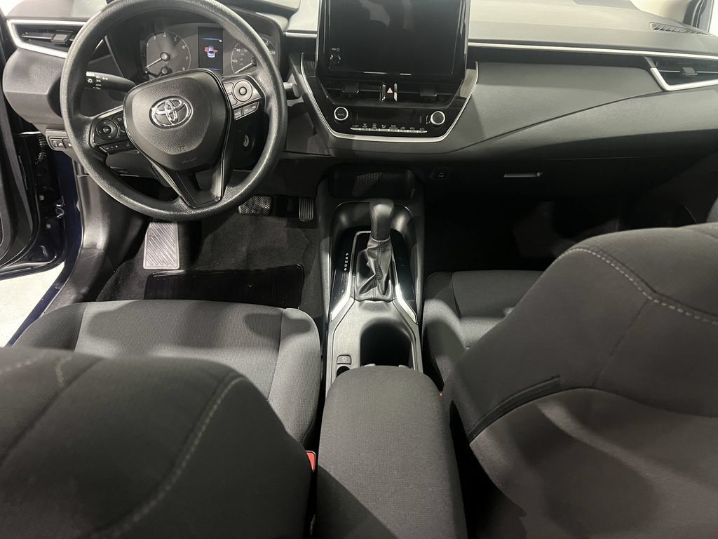 Used 2024 Toyota Corolla LE FWD image 31