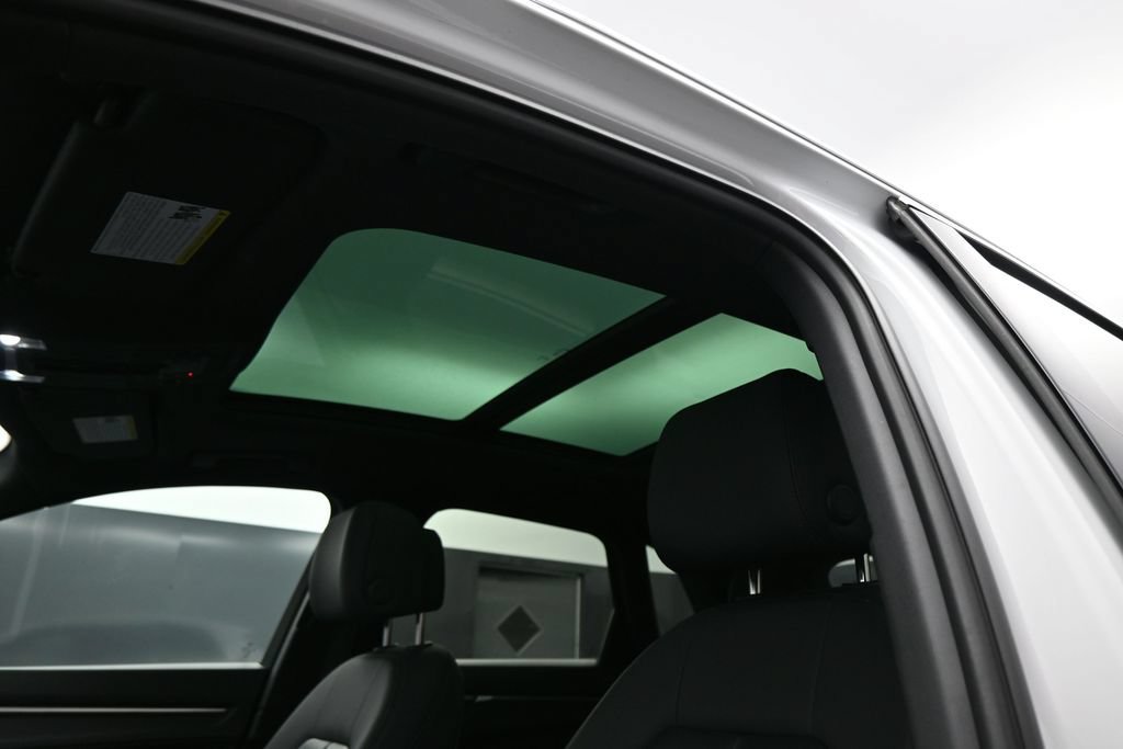 Used 2025 Audi Q3 2.0T Premium AWD/4WD image 13