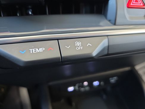 Certified 2025 Kia K4 EX image 15