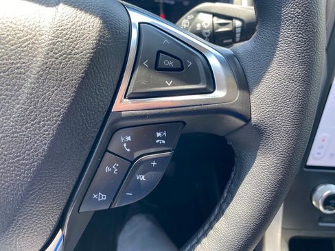Used 2024 Ford Edge SEL w/ Convenience Package AWD/4WD image 9