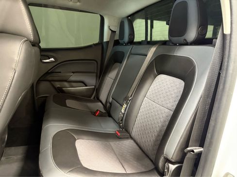 Used 2016 Chevrolet Colorado Z71 AWD/4WD image 12
