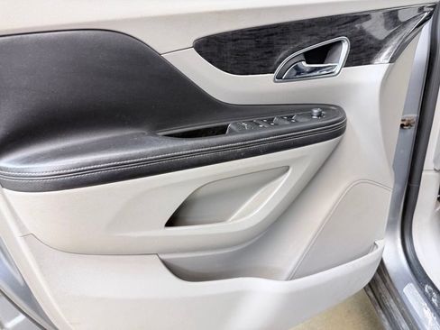Used 2014 Buick Encore FWD image 8