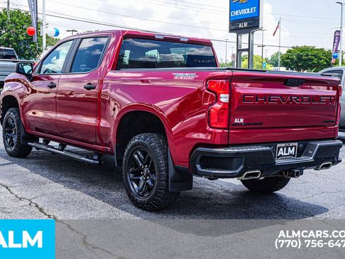 Used 2022 Chevrolet Silverado 1500 Custom Trail Boss w/ Safety Confidence Package AWD/4WD image 8