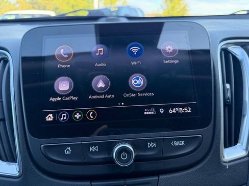 Used 2020 Chevrolet Malibu LT FWD image 16
